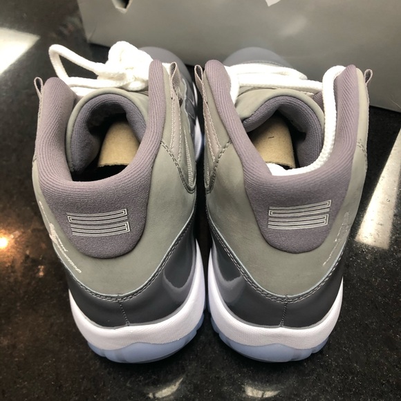 ct8012 005 Cool Grey 11s Sz various - Picture 5 of 9